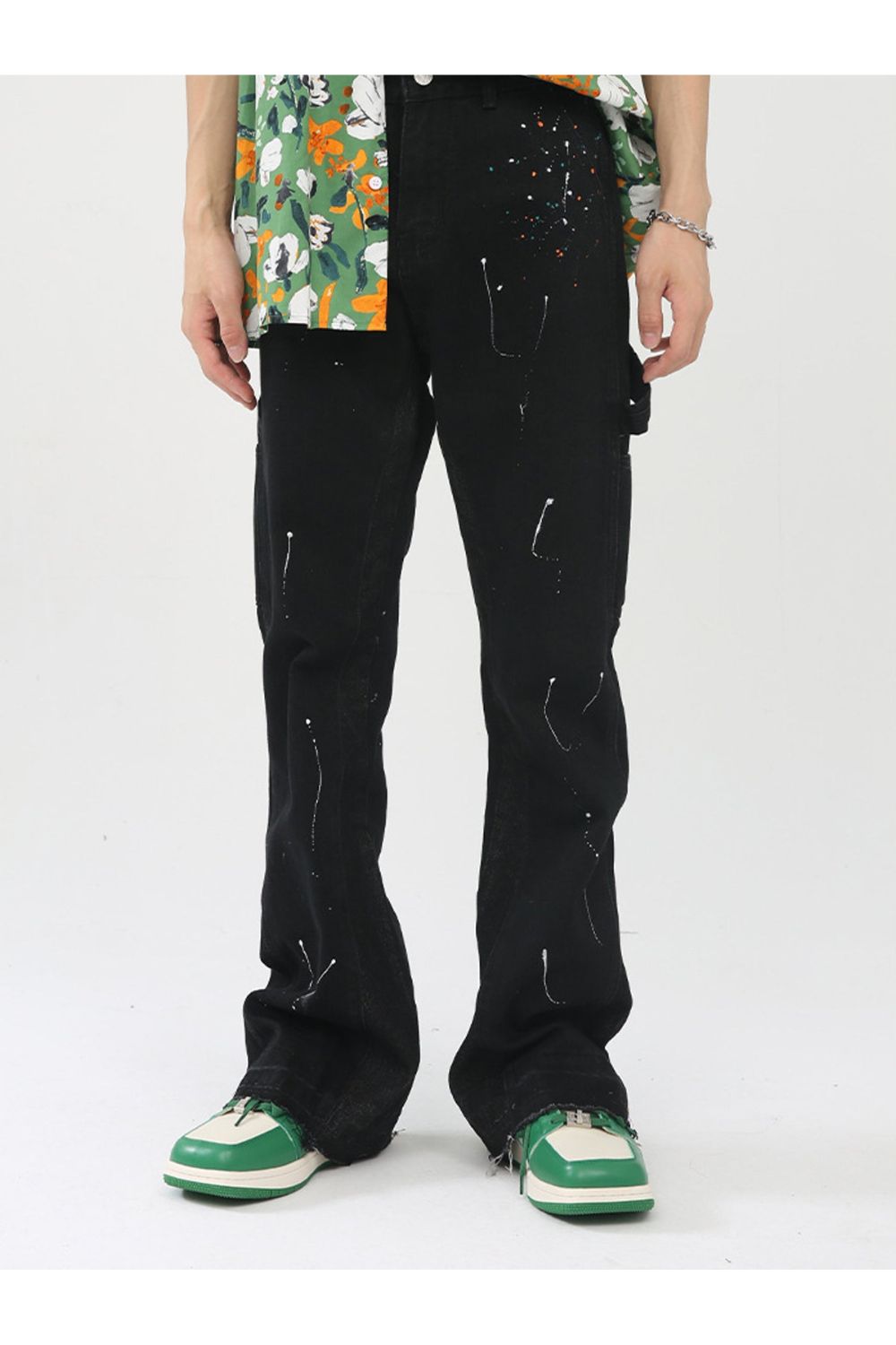 Jeans flare con vernice