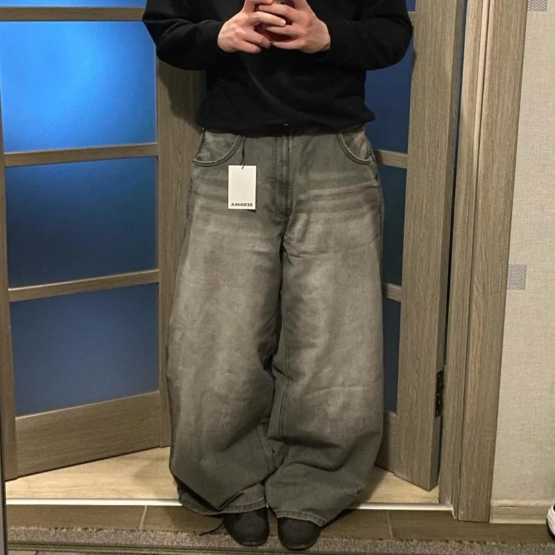 'High-Waist' Jeans