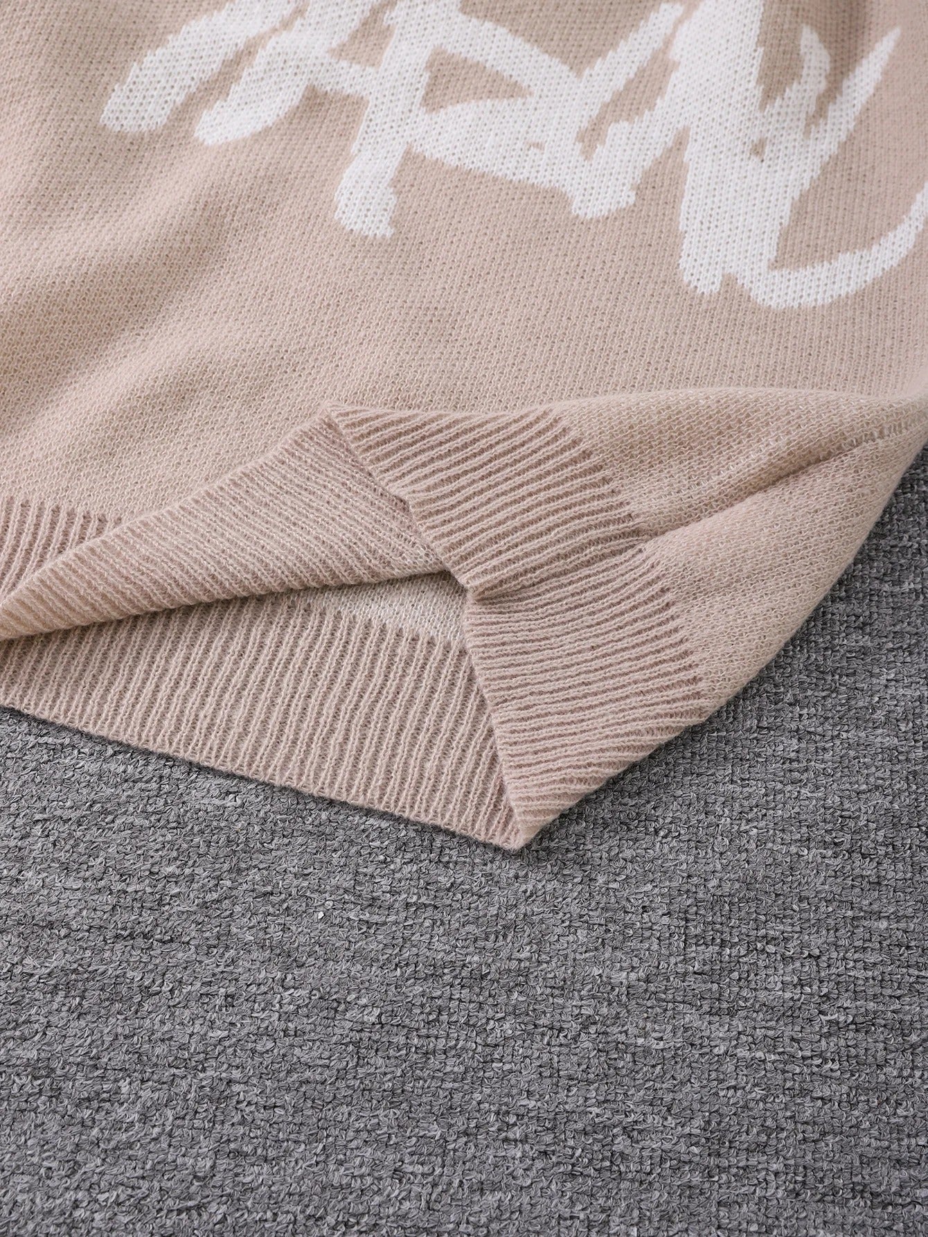 'Graffiti Jacquard' Maglione